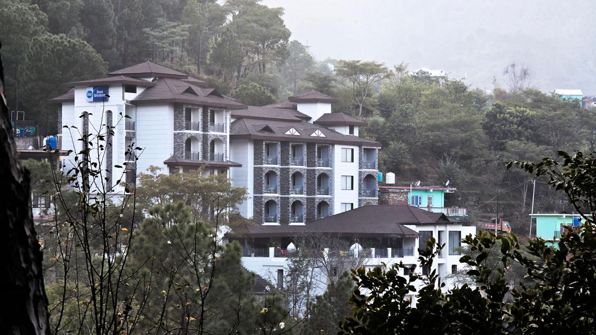 Best Western Kasauli Hotel Sabathu Exterior photo